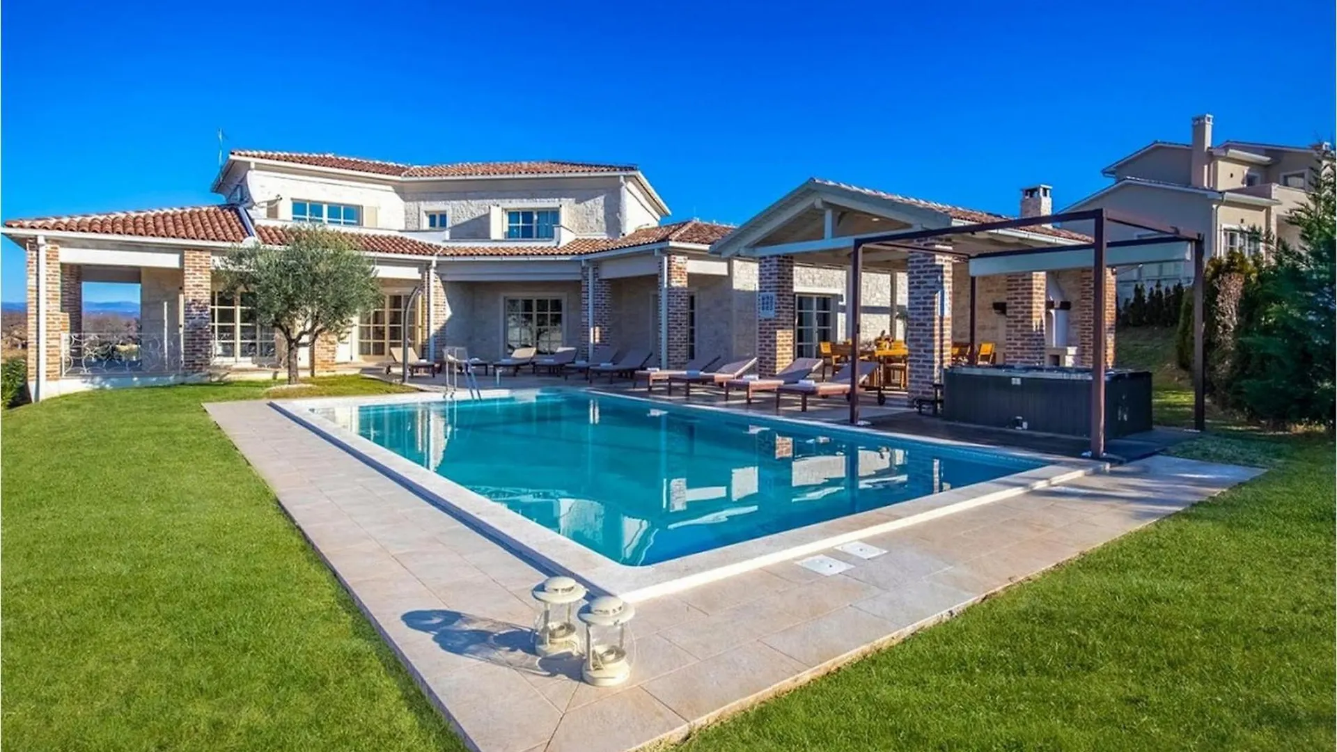 Villa Star Vranje Selo 0*,  Croazia